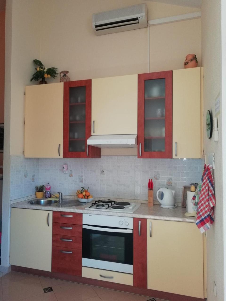 Apartment Marina سلاتين المظهر الخارجي الصورة